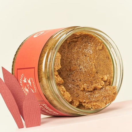 Cztery Szpaki Peeling Spruce and Cinnamon - 250 ml